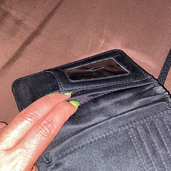 Small cross body wallet - Picture 5 of 8